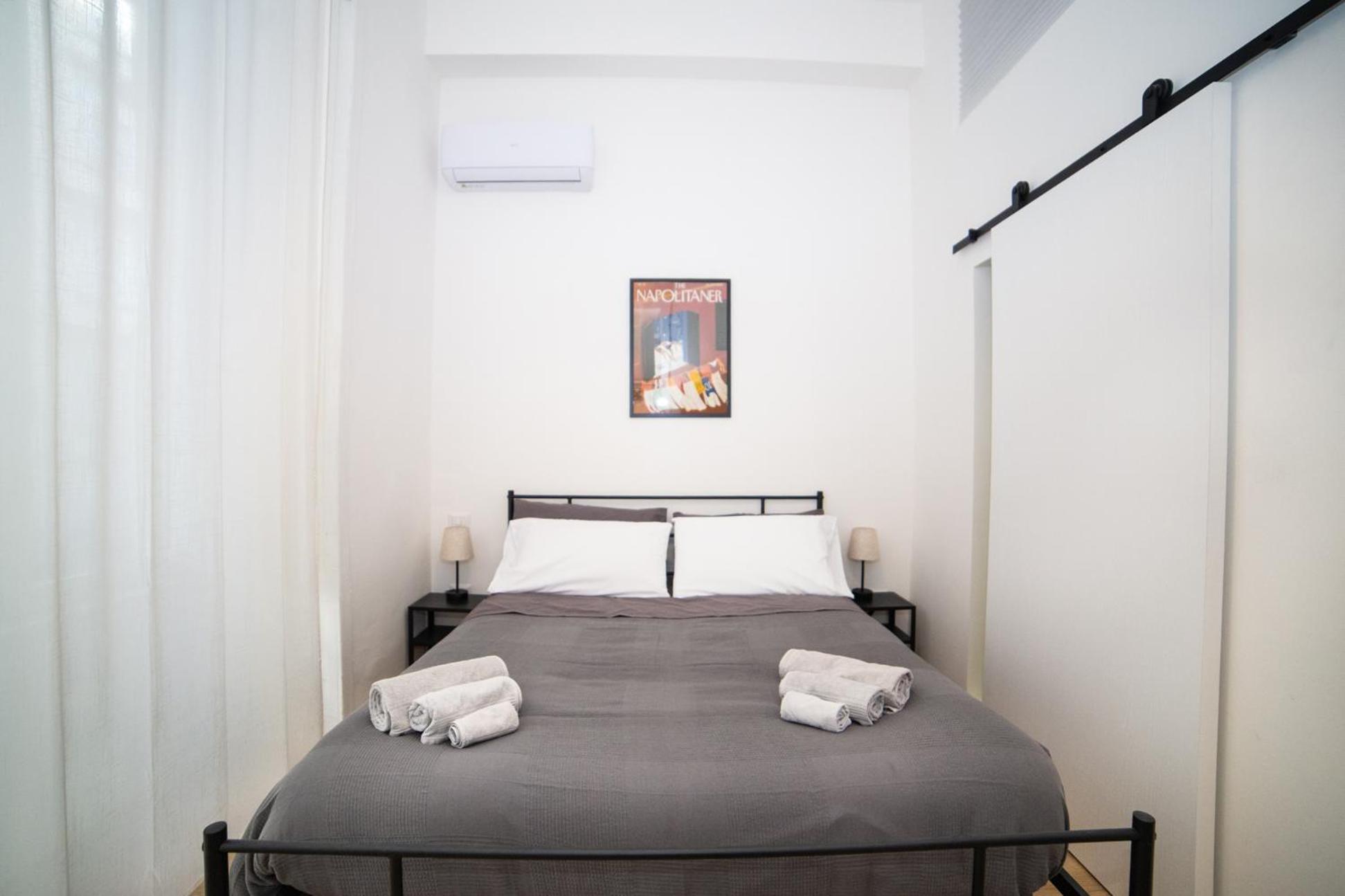 B&B 4Cella Naples Exterior photo